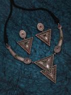 Trigno Silver Tone Tribal Necklace Set ( Set of 2)