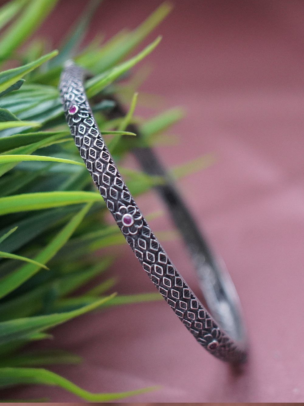 Tribal Silver Tone Brass Thin Bangle