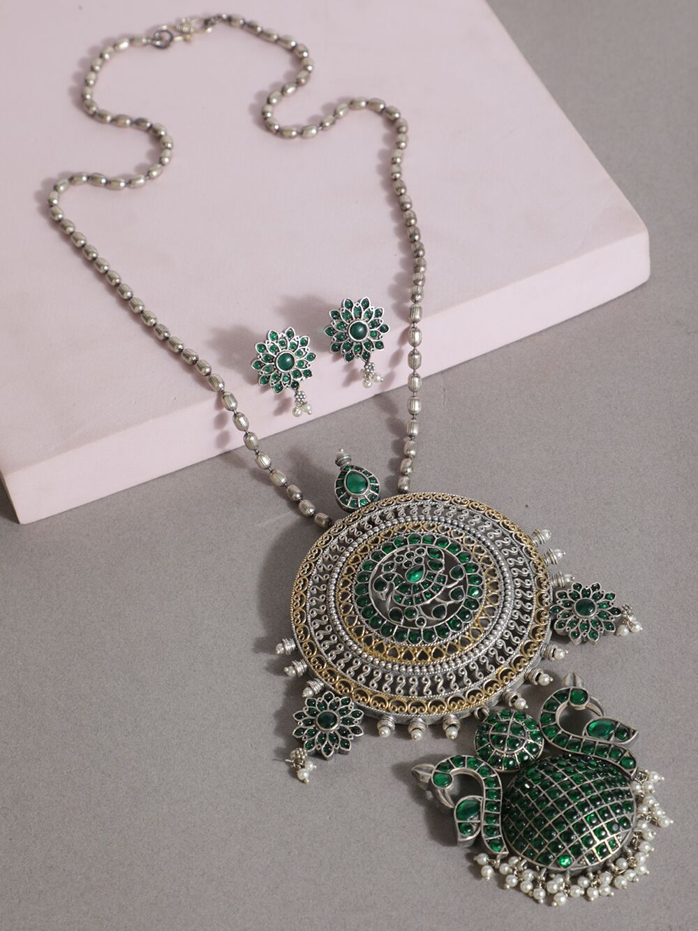 Green Dual Tone Handcrafted Brass Necklace With Earrings Set Of 2