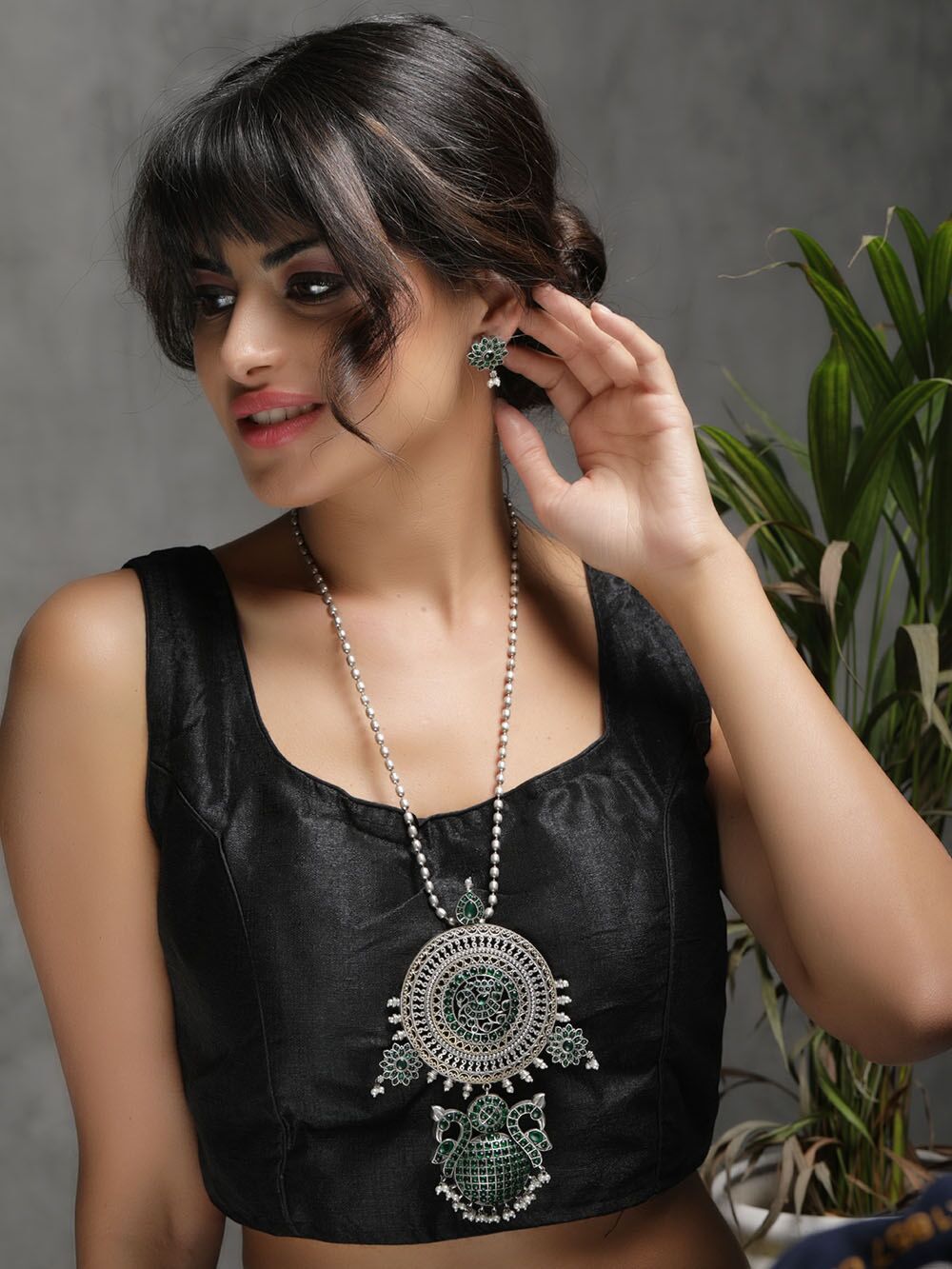 Green Dual Tone Handcrafted Brass Necklace With Earrings Set Of 2