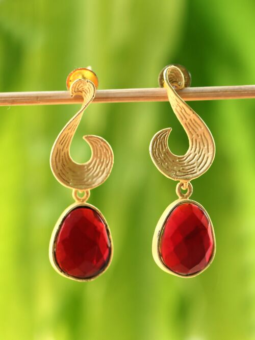 Red Stone Matte Gold Earrings